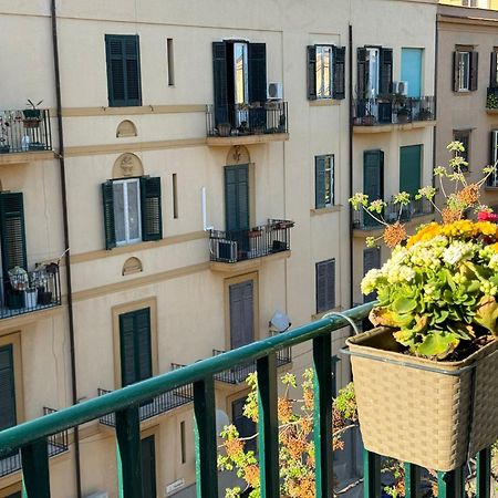 Di Fresco Apartments - Holiday House باليرمو المظهر الخارجي الصورة